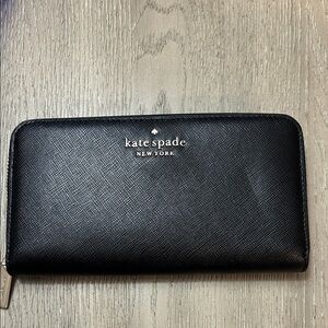 NWT—Kate Spade Black Zip-Around Wallet